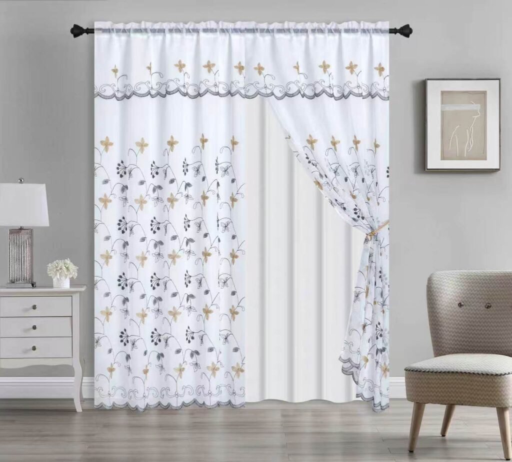 Cortina Velo Bordado con Cenefa Waira